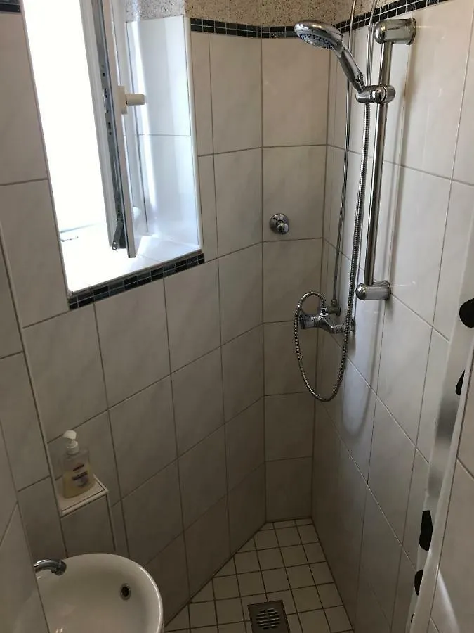 Rohan'S Apartment Cologne
