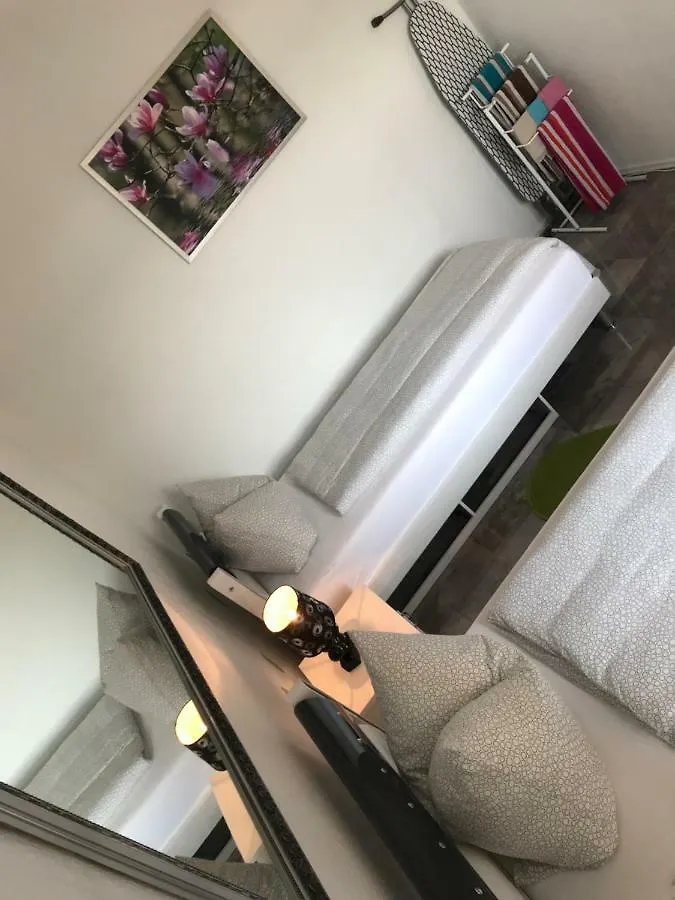 Rohan'S Apartment Cologne